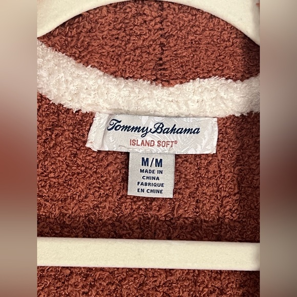 TOMMY BAHAMA Sea Swell Island Soft Ribbed Cardigan Size Medium - Picture 4 of 10